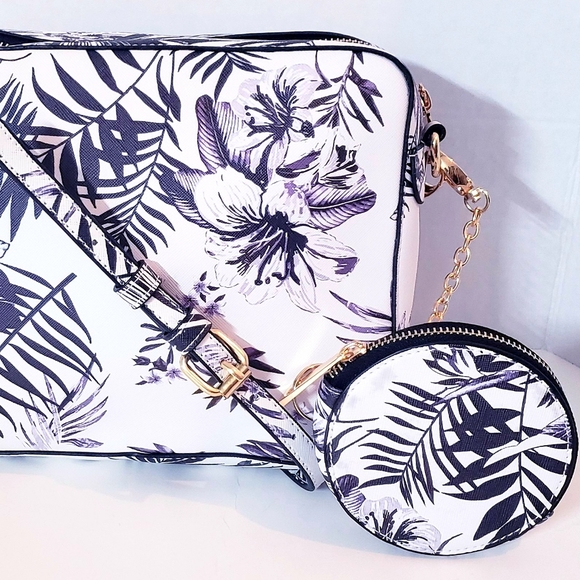 Handbags - Palm Leave Tropical Print Crossbody Bag-NWOT